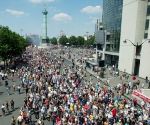 manif-24